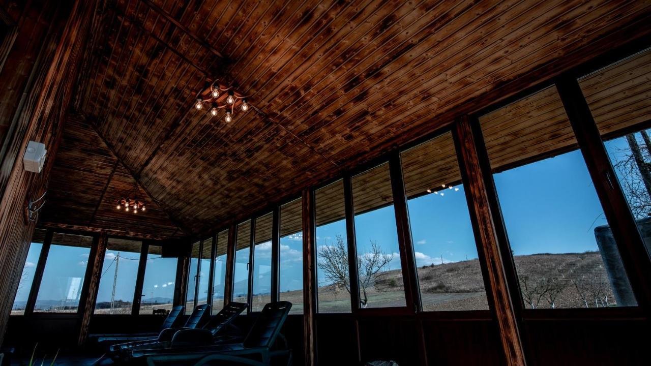 Complex Stefanesti Hotell Bozovici Eksteriør bilde